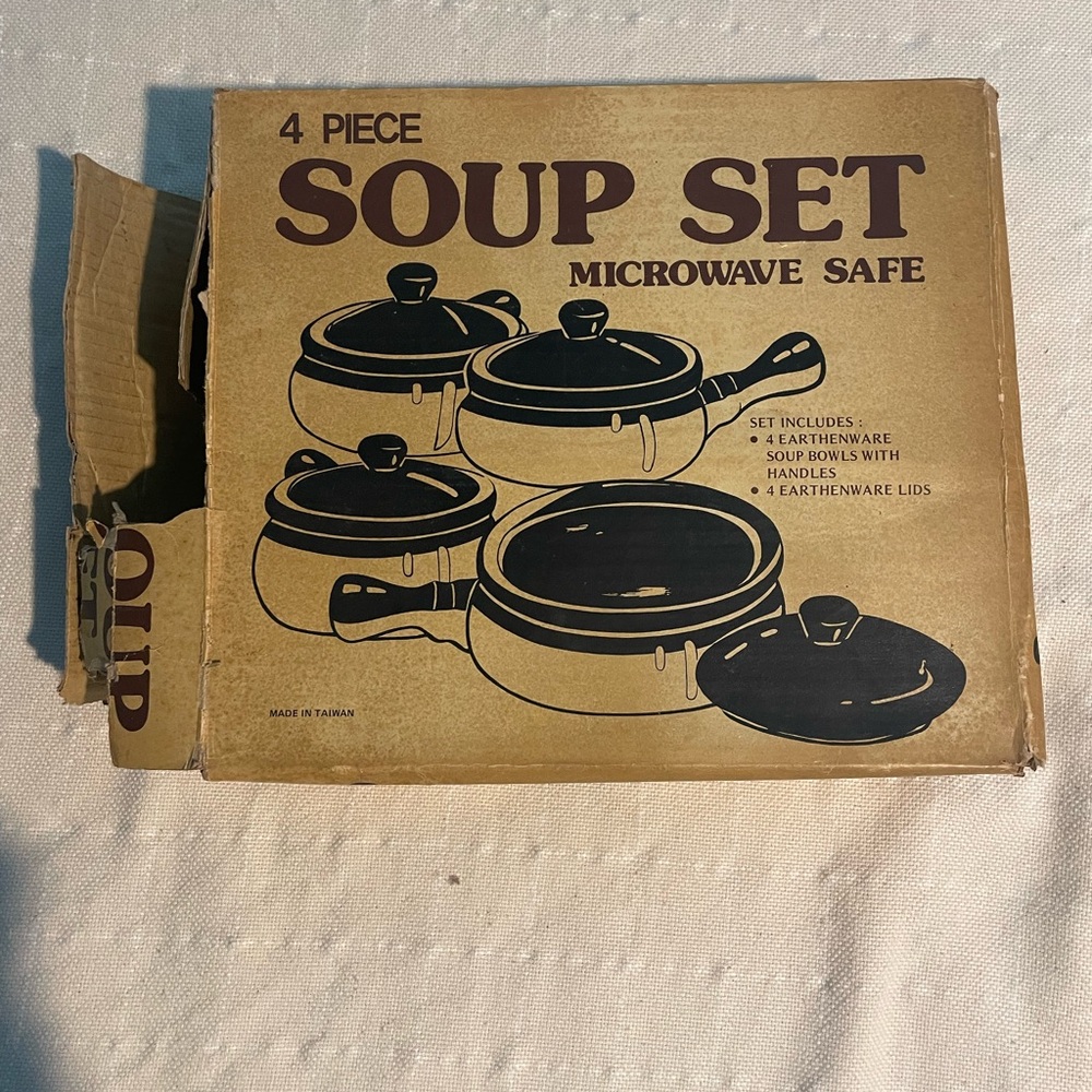 Microwave Safe 4-Piece Soup Set New